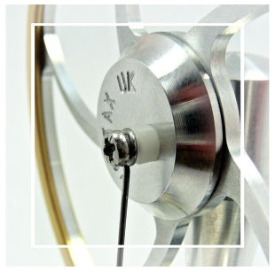 Motore stirling LTD Solare  - Clicca l'immagine per chiudere