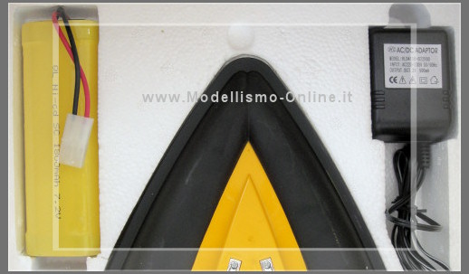 Motoscafo Tracer2 81cm  - Clicca l'immagine per chiudere
